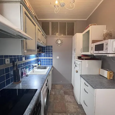 Lumineux Avec 2 Ch. Au Coeur De - Fr-1-812-70 Apartmán