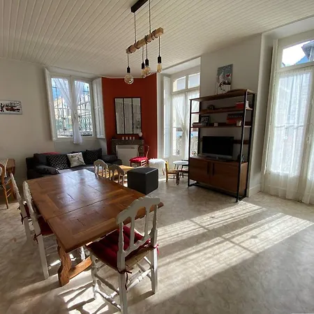 Lumineux Avec 2 Ch. Au Coeur De - Fr-1-812-70 コテレ