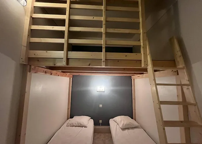 Lumineux Avec 2 Ch. Au Coeur De - Fr-1-812-70 * Cauterets